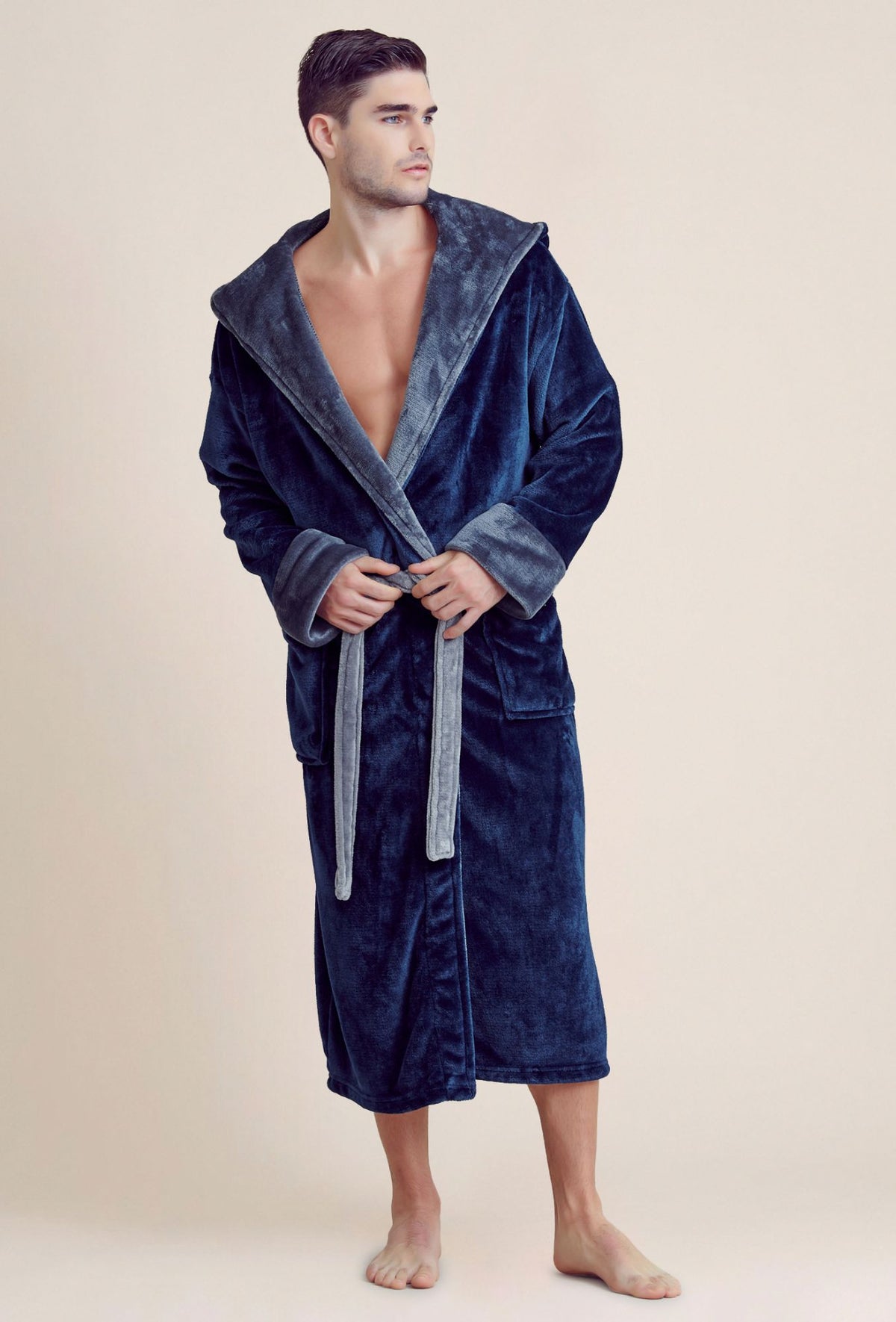 What Is Shower Robe Hooded Shower Robe ? Polyester Full-Length Warm Kimono – towelnrobe